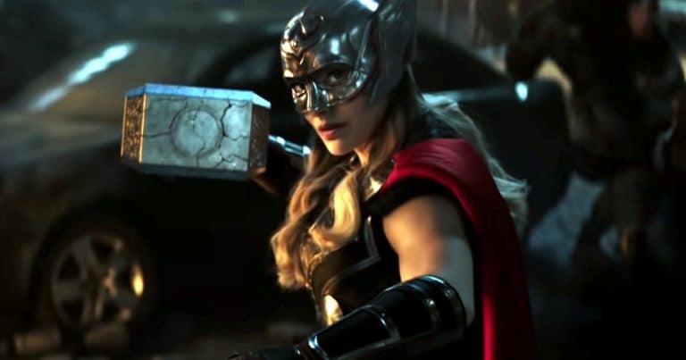 natalie-portman-thor-poster