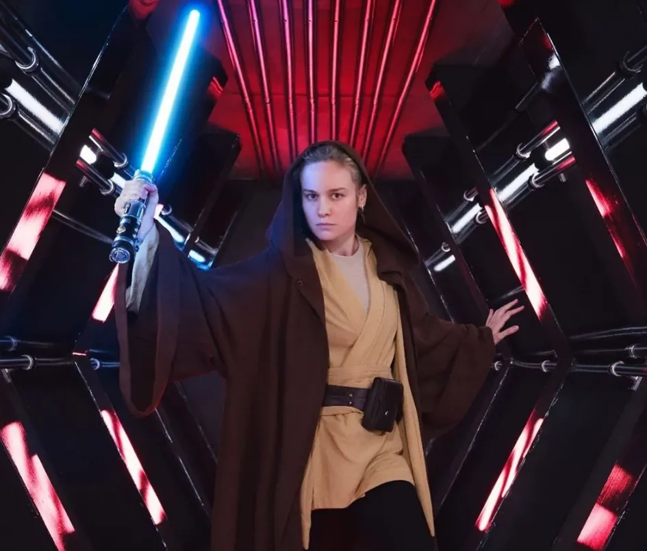 Brie Larson as a Jedi