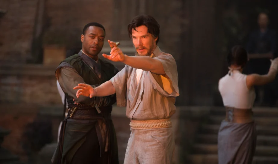 Benedict Cumberbatch and Chiwetel Ejiofor in Doctor Strange