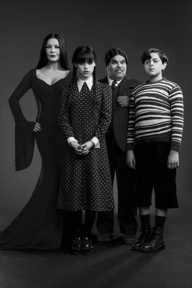 netflix-reveals-first-look-at-addams-family-in-wednesday