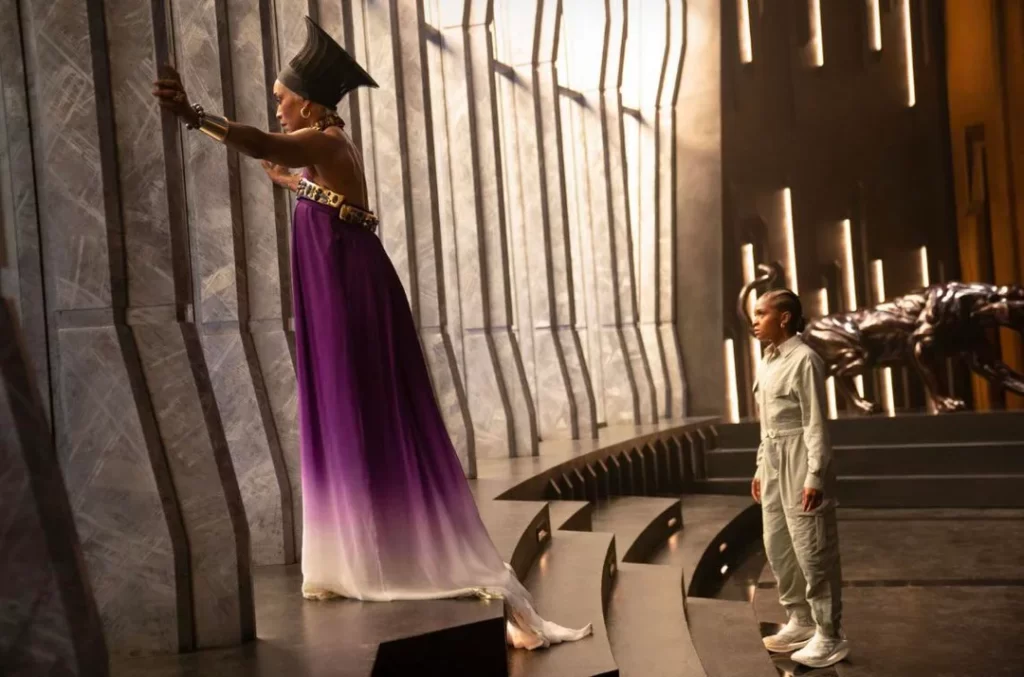 Black Panther: Wakanda Forever: Angela Bassett as Ramonda and Dominique Thorne as Riri Williams