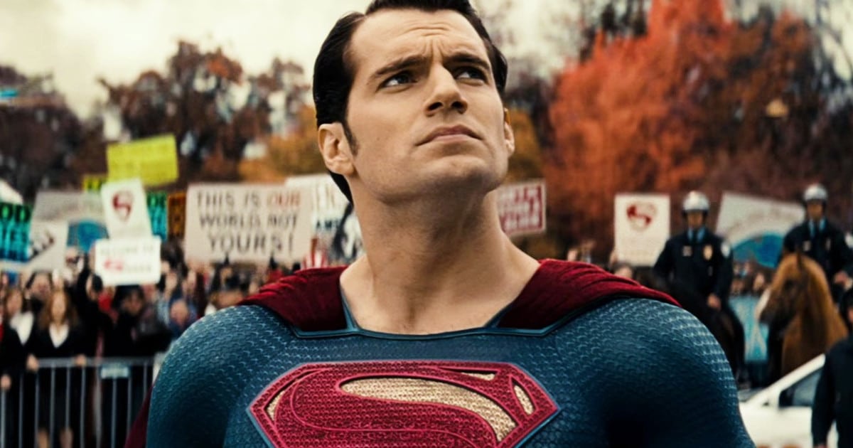 Henry Cavill To Return as Superman in New DC Movie - Inside the Magic