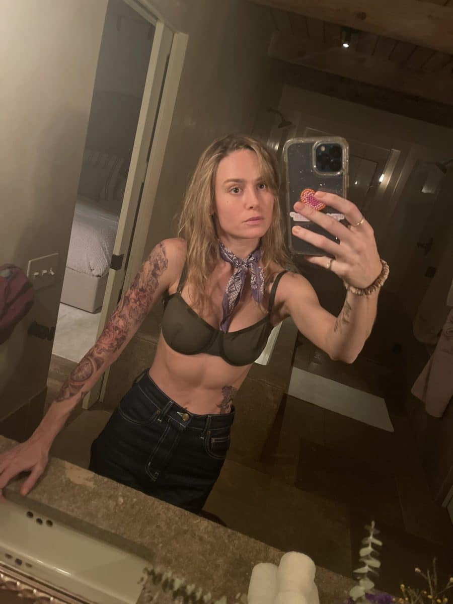 brie larson bra tattoos 2 1 Brie Larson Shows Off See-Through Bra and Temporary Tattoos