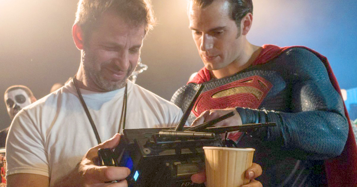 ‘Sell The Snyder Verse To Netflix’ Trends On Twitter