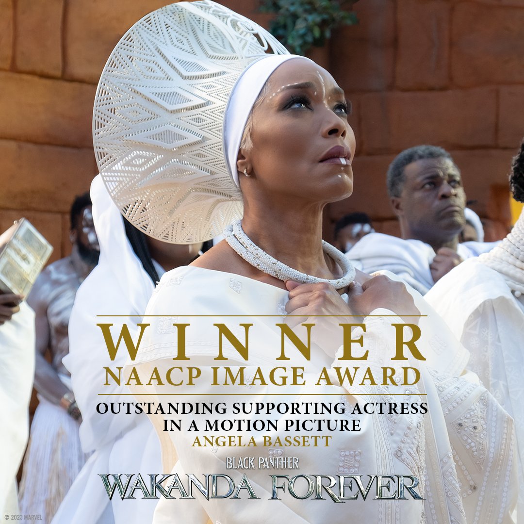 Angela Bassett Black Panther Wakanda Forever award