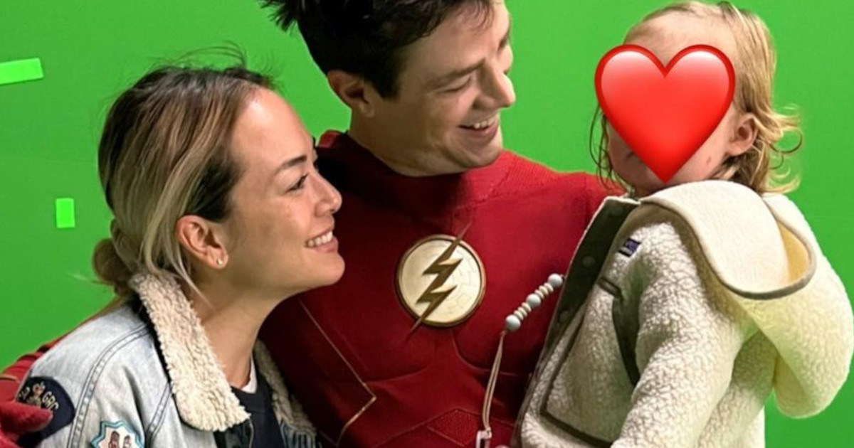 The Flash Star Grant Gustin Prepares for Final Season With New Costume Pic