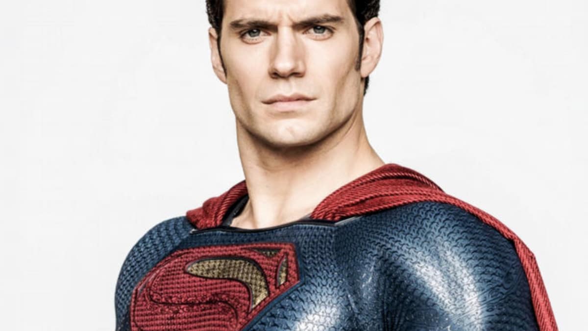 Zack Snyder Shares New Henry Cavill Superman Image From 'Man of Steel'