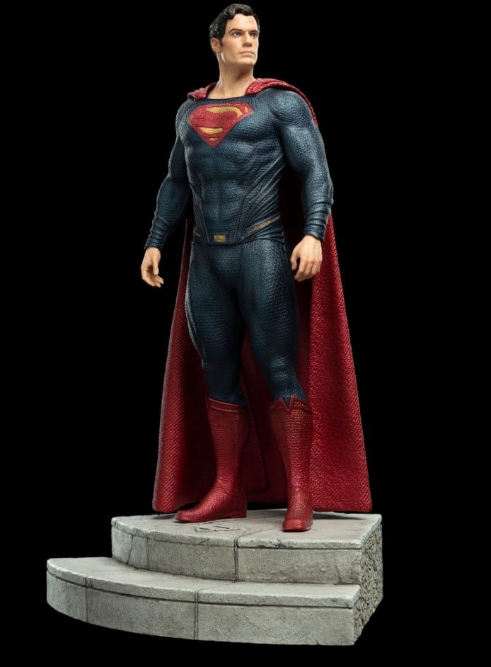 zack snyder justice league henry cavill superman statue