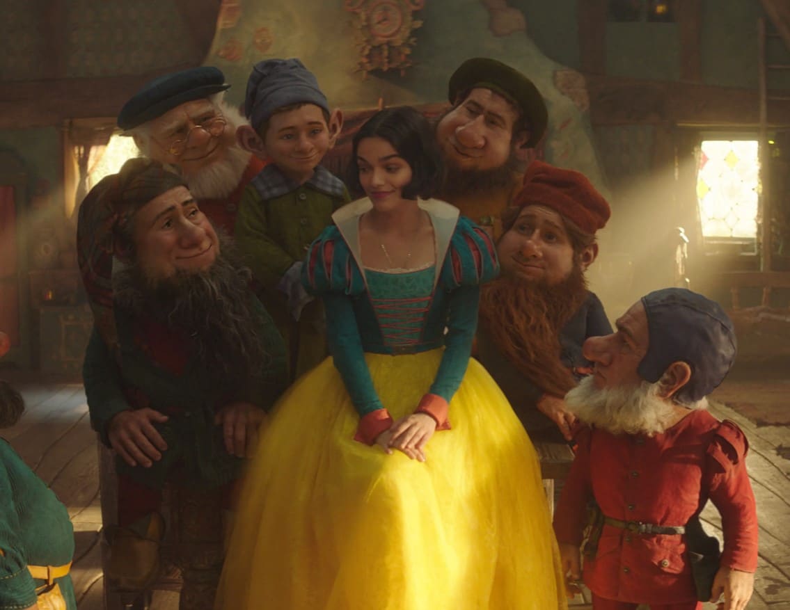 disney snow white rachel zegler