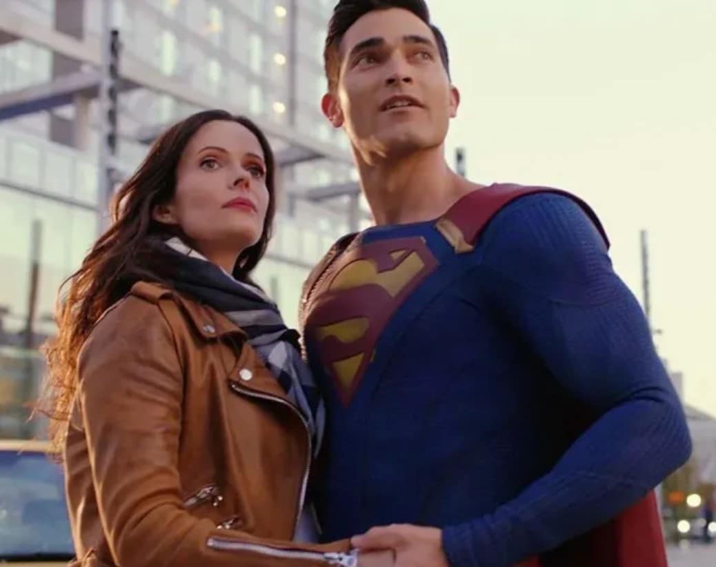 tyler hoechlin superman lois elizabeth tulloch