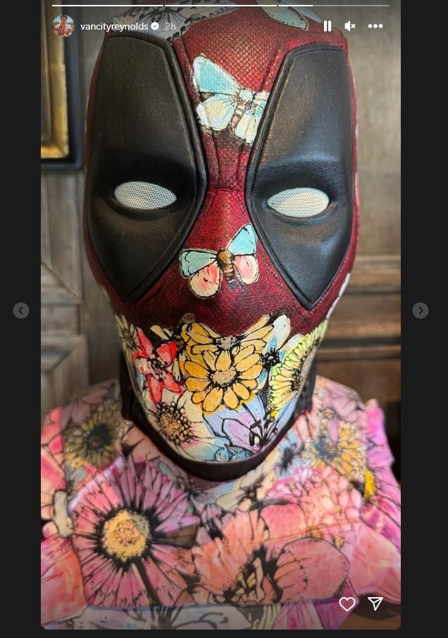 ryan reynolds deadpool mask moths