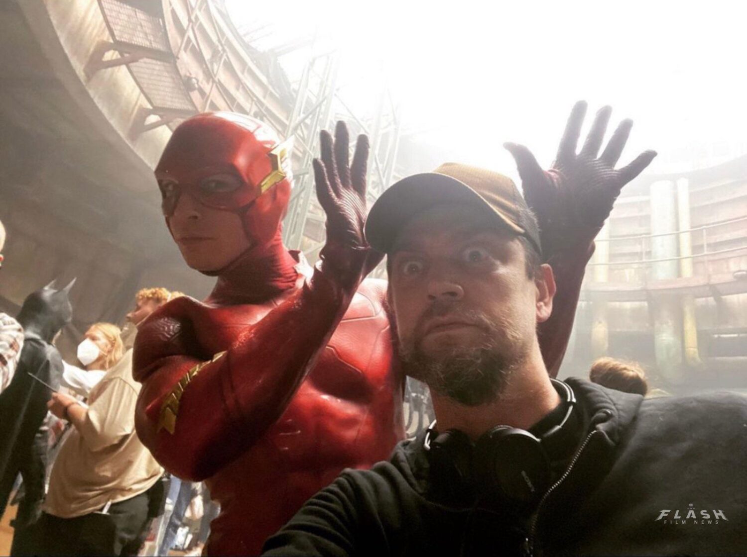 the flash set andy muschietti ezra miller