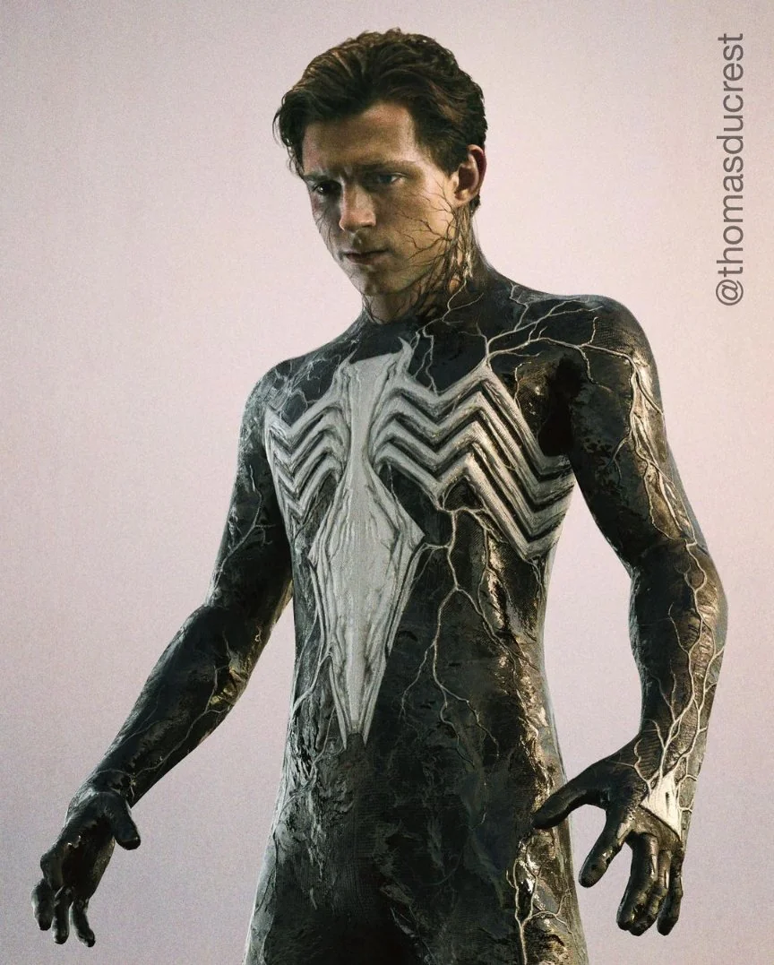 tom holland black spider man secret wars suit