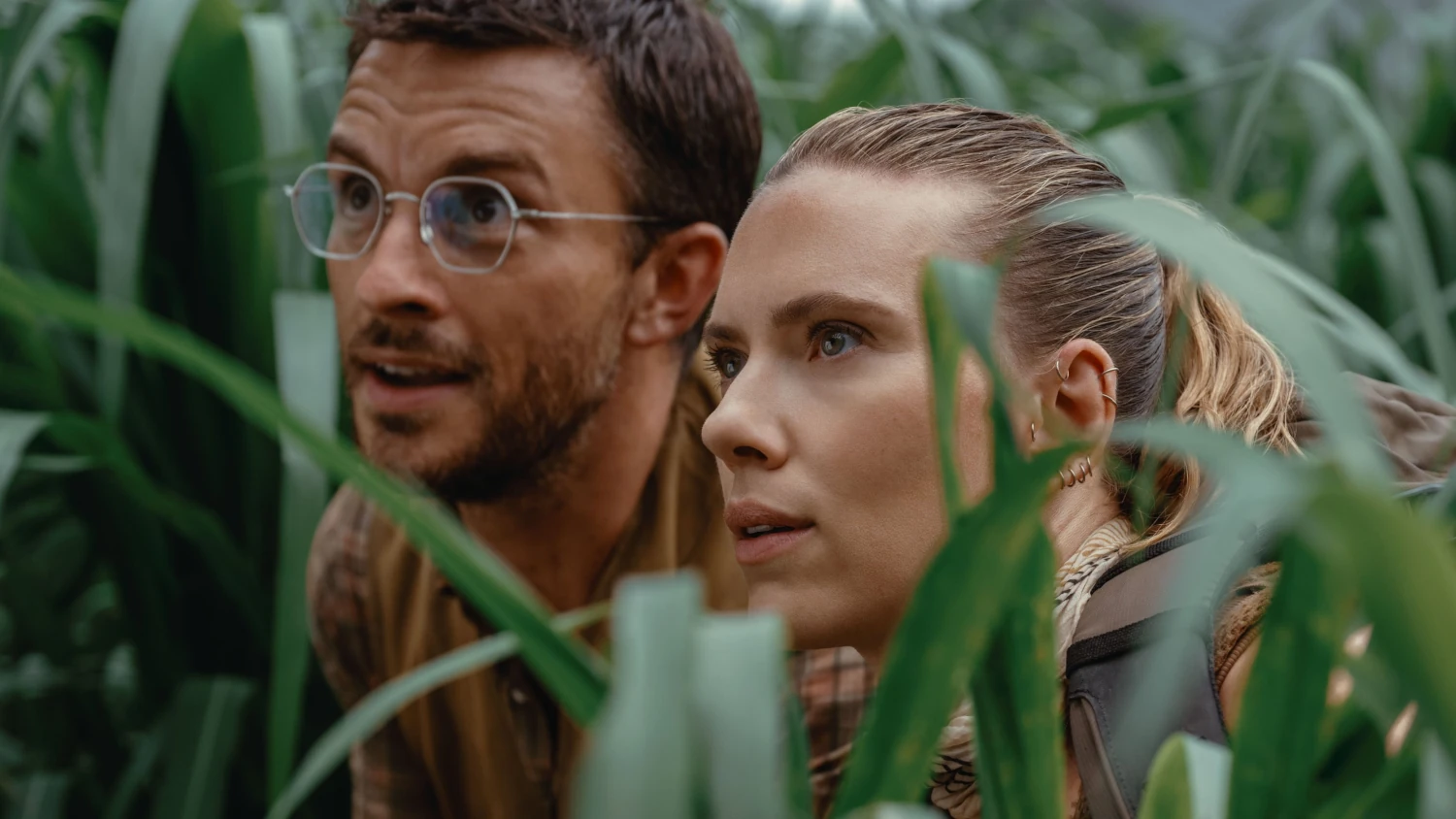 jurassic world rebirth first look scarlett johansson Jurassic World Rebirth: First Look At Scarlett Johansson, Mahershala Ali