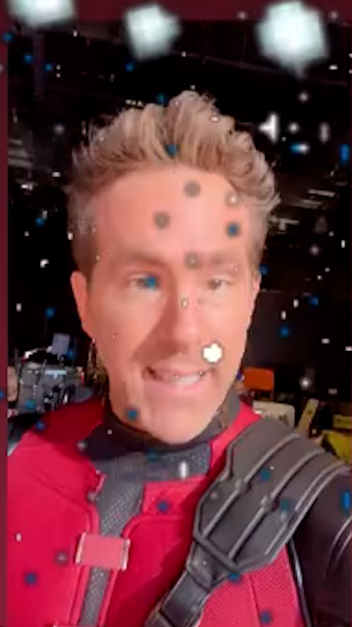 ryan reynolds deadpool christmas special 1