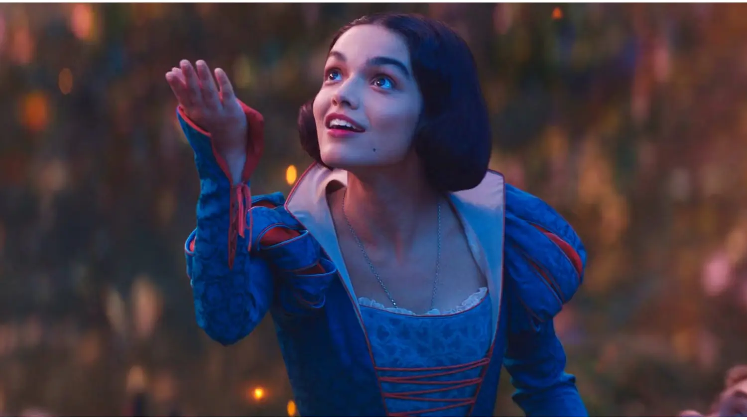 disney snow white first reactions rachel zegler Snow White First Reactions: 'Rachel Zegler is a shining supernova'