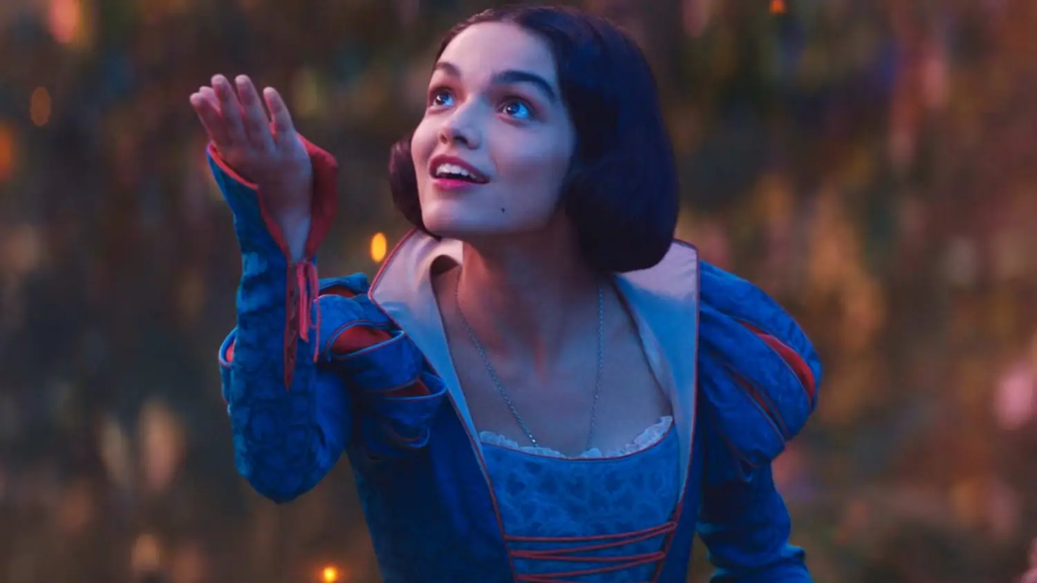 disney snow white first reactions rachel zegler 1 Snow White First Reactions: 'Rachel Zegler Is A Shining Supernova'