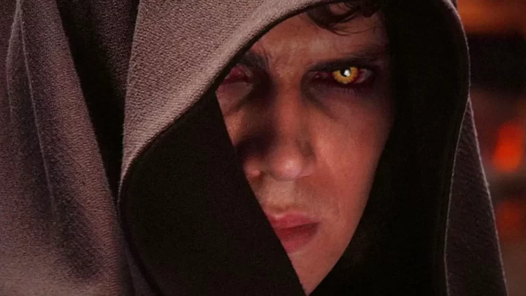 'Revenge of the Sith' Tops Box Office as Star Wars Fans Pack Theaters