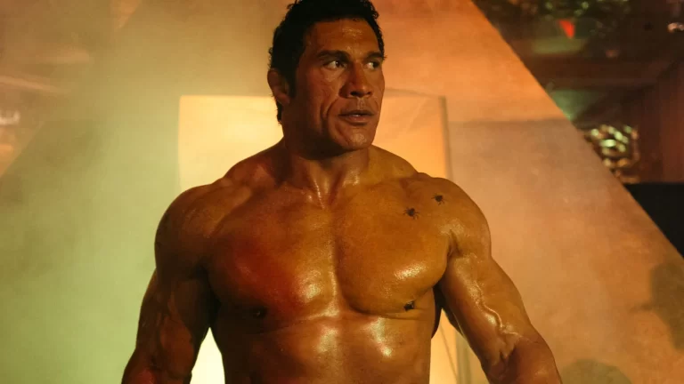 Dwayne Johnson Stars in 'The Smashing Machine' Trailer