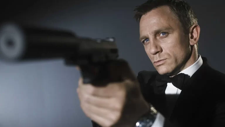 Denis Villeneuve to Direct New James Bond Movie for Amazon