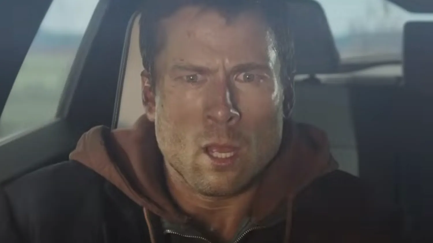 Running Man Trailer Drops at NYCC Starring Glen Powell
