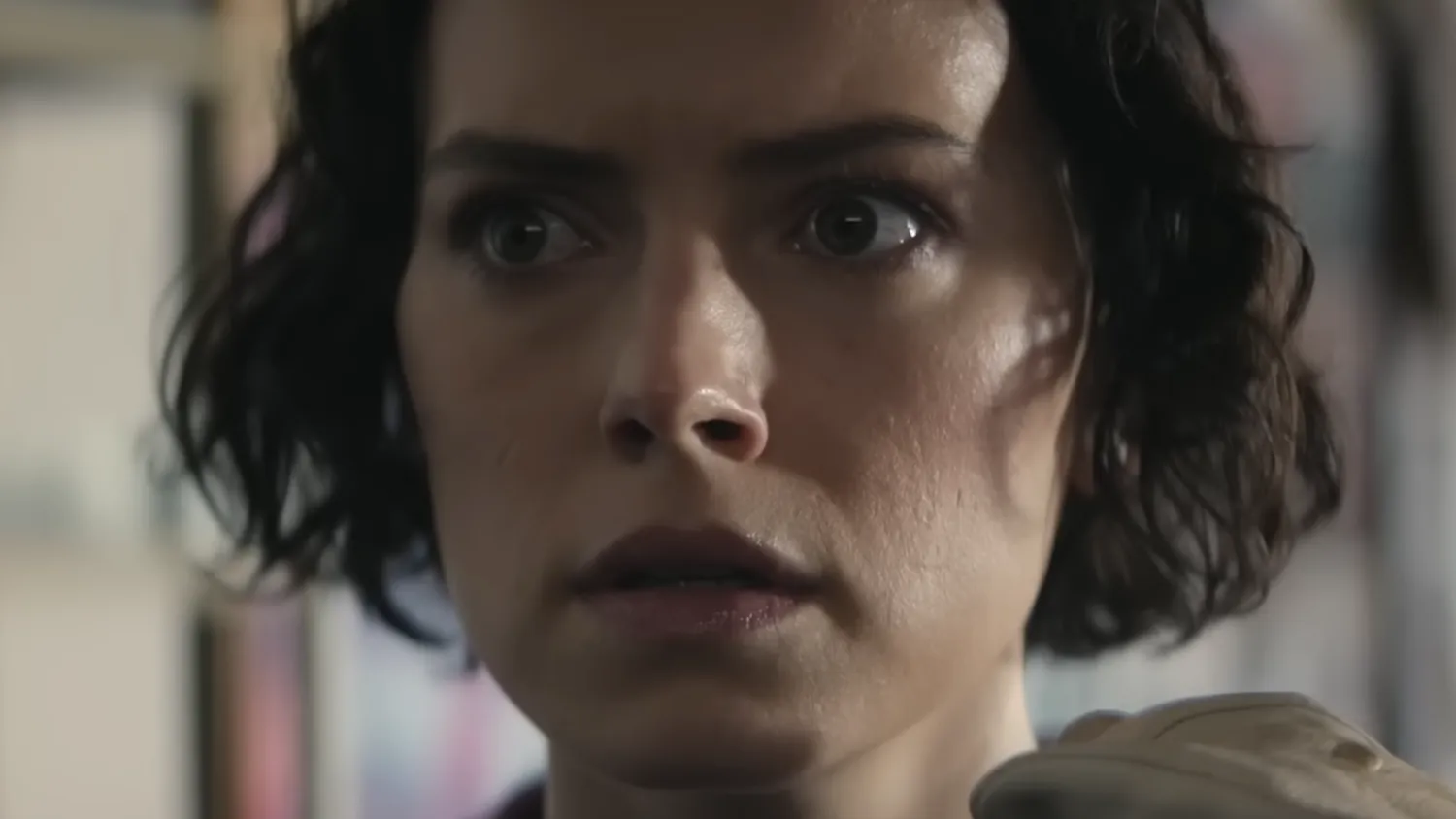 daisy ridley we bury the dead trailer Daisy Ridley's New Zombie Thriller 'We Bury The Dead' Drops Trailer