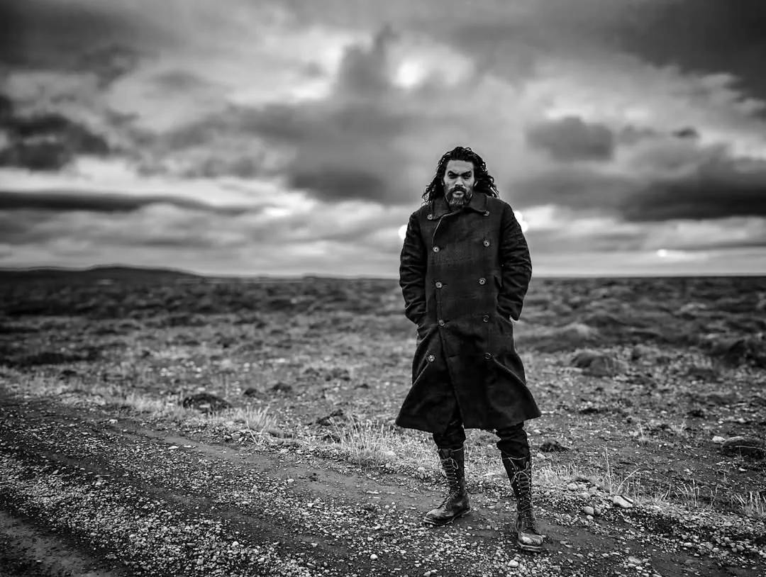 jason momoa arthur curry aquaman zack snyder Jason Momoa as Aquaman, photographed by Zack Snyder