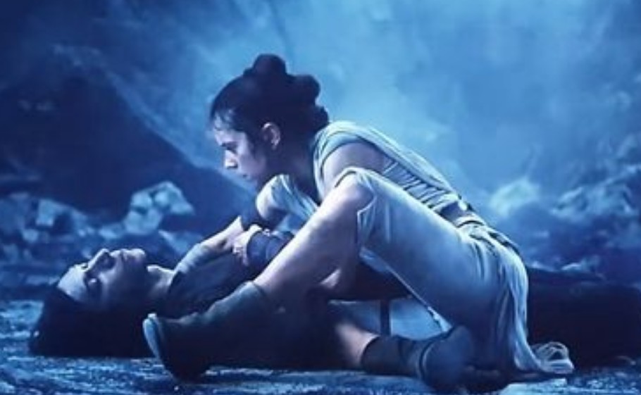 kylo ren death scene kylo ren death scene