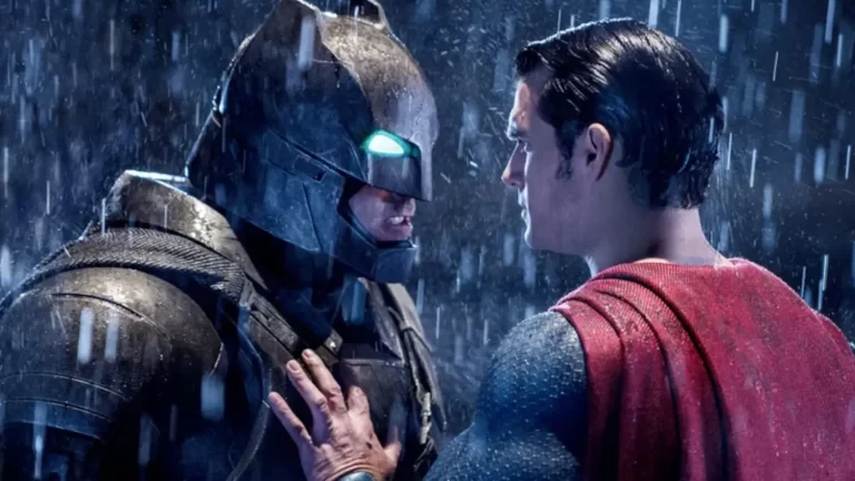 Zack Snyder Teases Fans Again With New Batman v Superman IMAX Photo