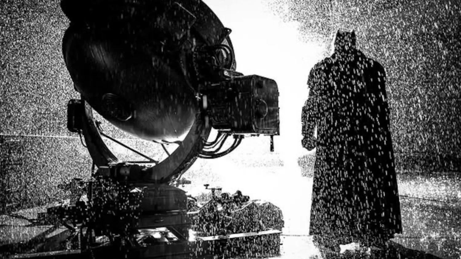 Zack Snyder Drops Epic Ben Affleck Batman Shot as SnyderVerse Push Surges Again