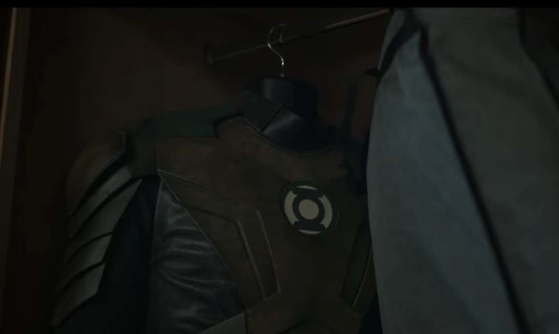 hal suit lanterns trailer