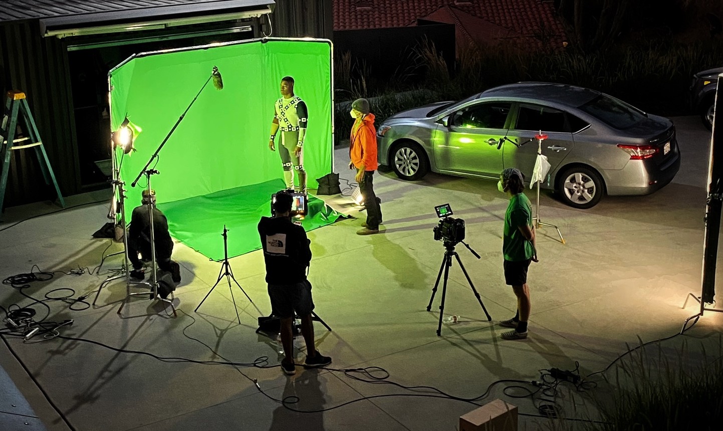 zack snyder green lantern home garage