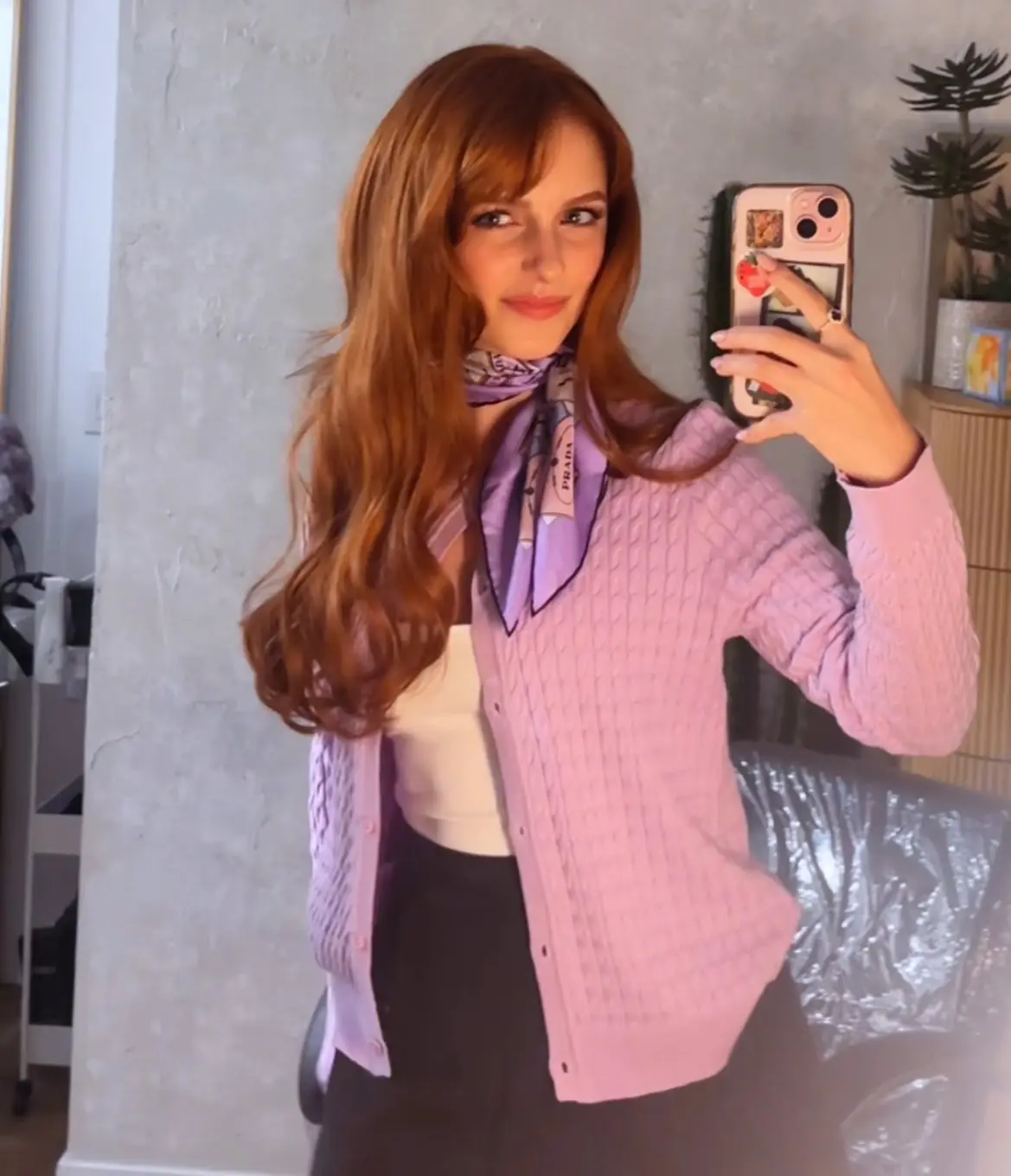 mckenna grace daphne scooby doo