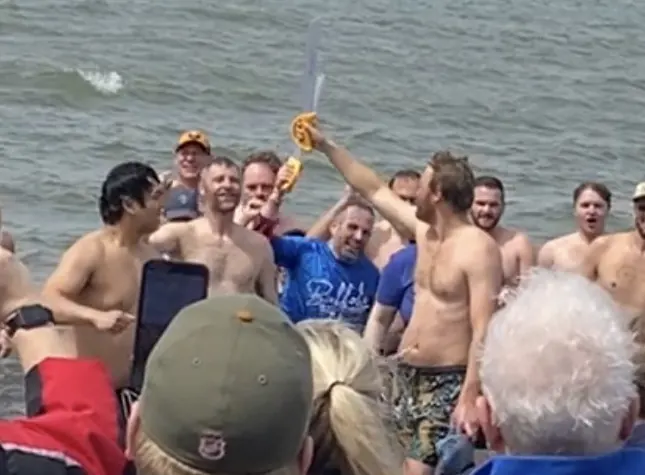 wyatt russell sabres