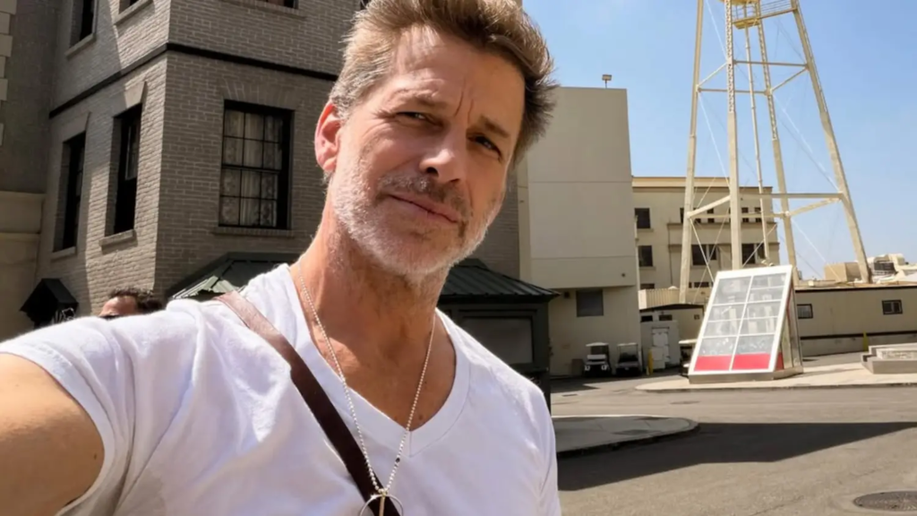 Zack Snyder Teases New Project From Paramount Lot: SnyderVerse Return?