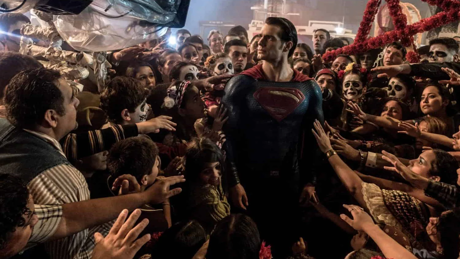 Batman v Superman Cinematographer Says “Never Say Never” to SnyderVerse Return