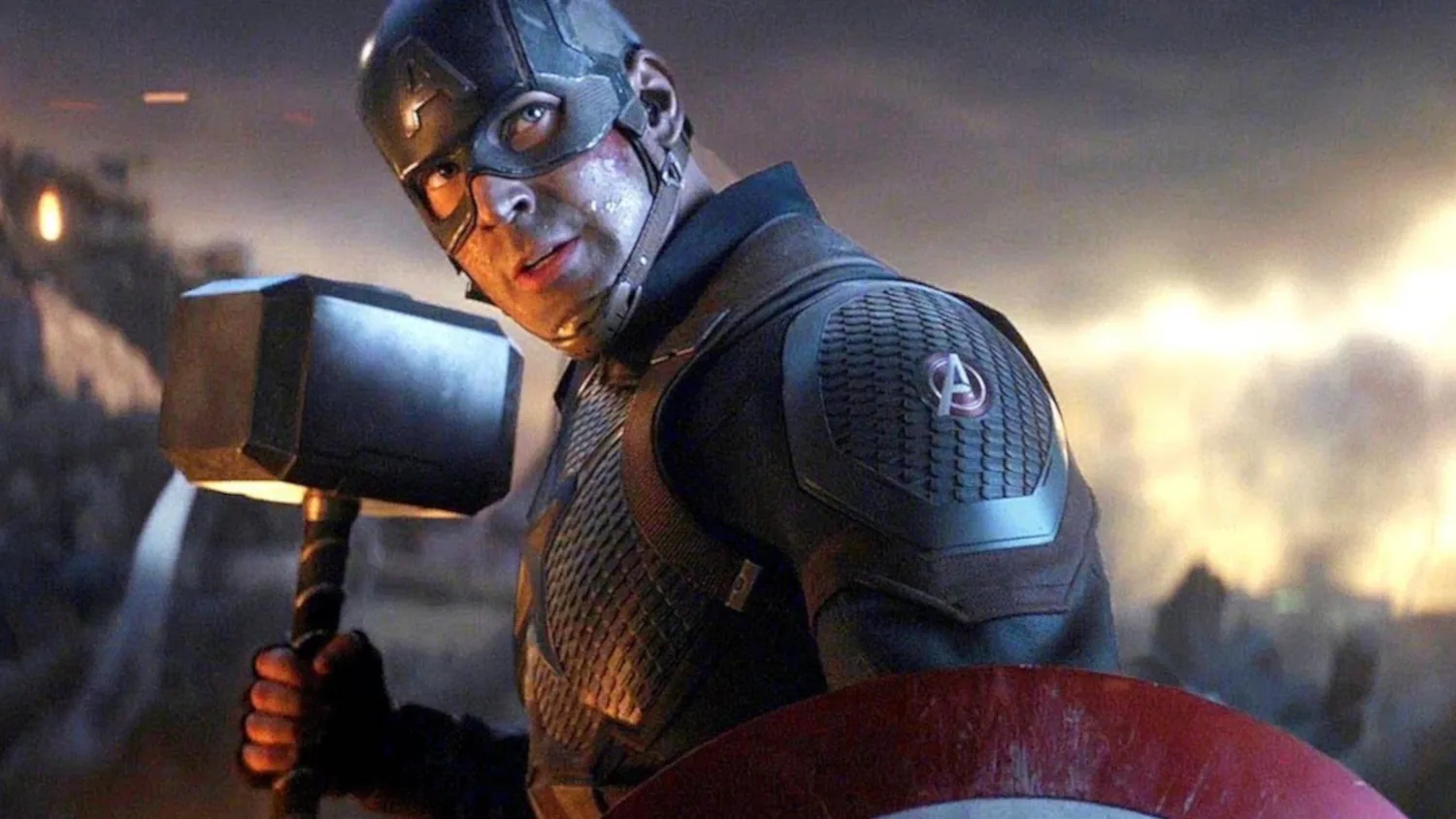 Chris Evans Sparks Secret Wars Speculation With New Avengers Tease