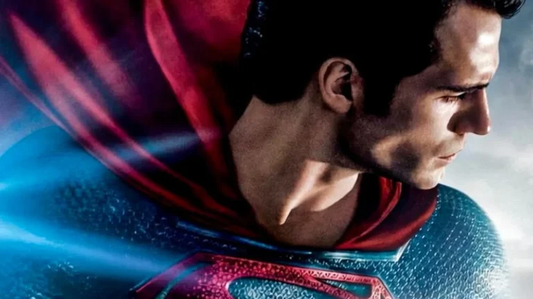 Zack Snyder’s Henry Cavill Superman Poster Explodes Overseas
